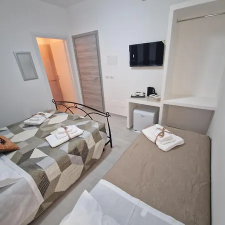 Amas Bed & Breakfast *